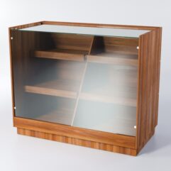 Прилавок РОНА №2, Орех