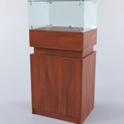 Прилавок ЮВЕЛИР №1-600, Орех