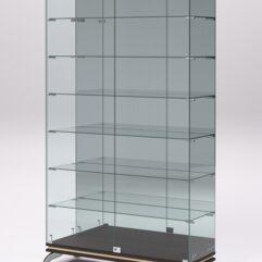 Витрина стеклянная ПРИМАВЕРА КЛАССИК №11 (с дверками, задняя стенка - зеркало), Дуб Венге и Дуб Сонома