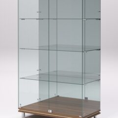 Витрина стеклянная ПРИМАВЕРА МОДЕРН №7 (с дверками, задняя стенка - зеркало), Орех и Дуб Сонома