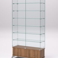 Витрина стеклянная ПРИМАВЕРА ПОДИУМ КЛАССИК №35 (с дверками, задняя стенка - стекло), Орех