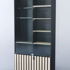 Витрина Смоки №5, Черный + Дуб Сонома